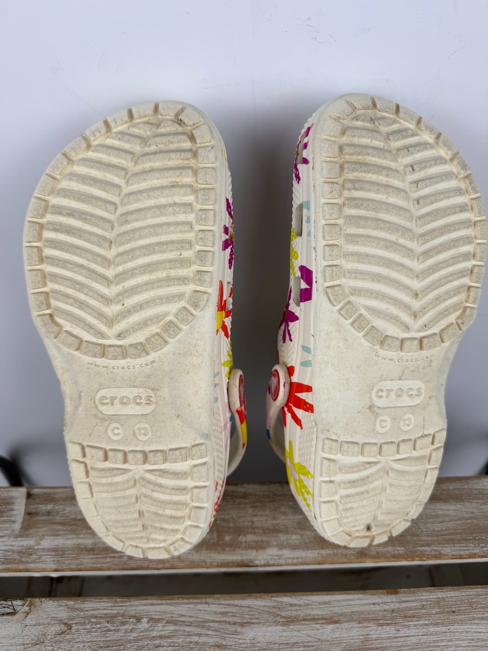 Crocs Kids floral Classic Crafted Daisy Clogs in the color Chalk size C13 - Picture 13 of 13